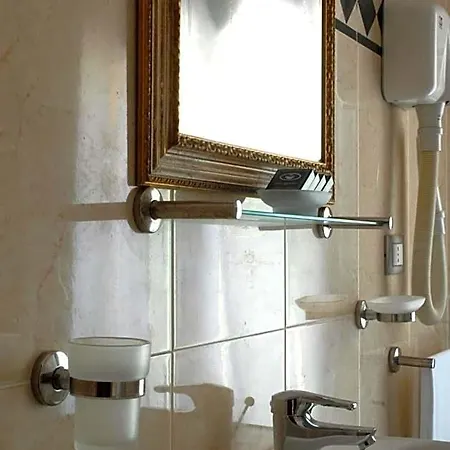 Hotel Del Borgo 3*